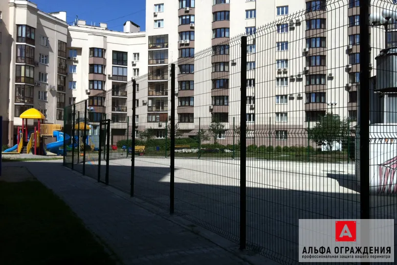 Установленный 3Д забор в центральном районе, Екатеринбург