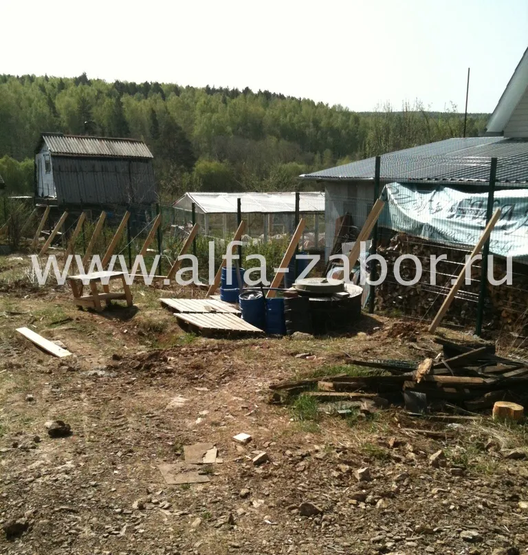 Установленный 3D забор в пос. Рудный, Екатеринбург