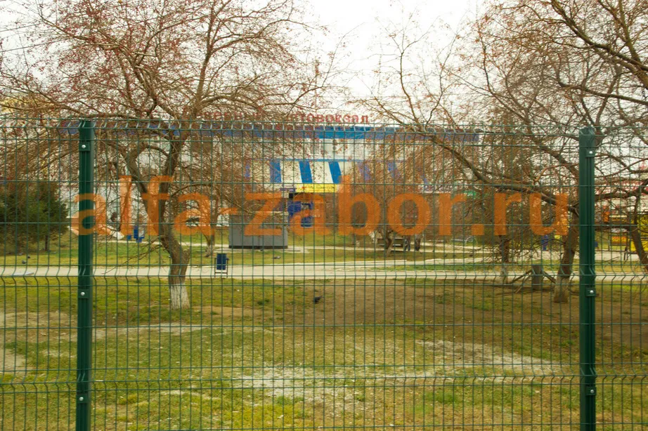 Установленный 3D забор в районе Северного Автовокзала, Екатеринбург - компания Альфа Ограждения