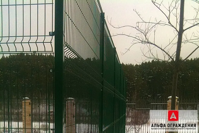 Установленный 3D забор в д. Кадниково, Свердловская область