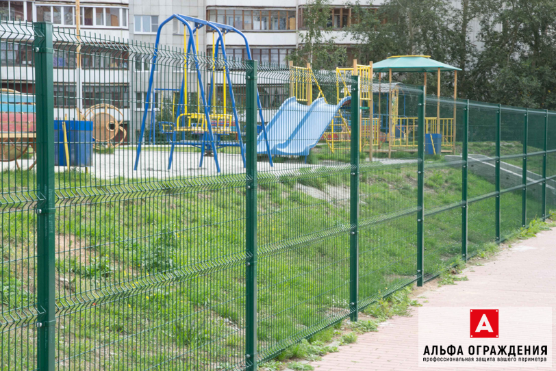 Ограда детской площадки
